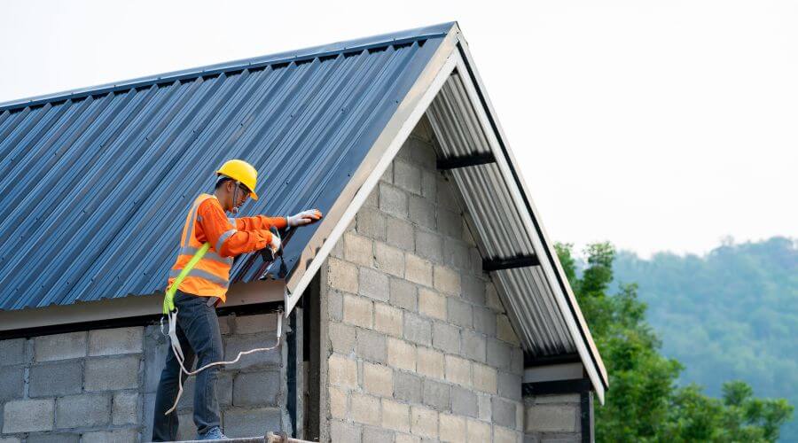 Professional gutter cleaning in Trego, MT